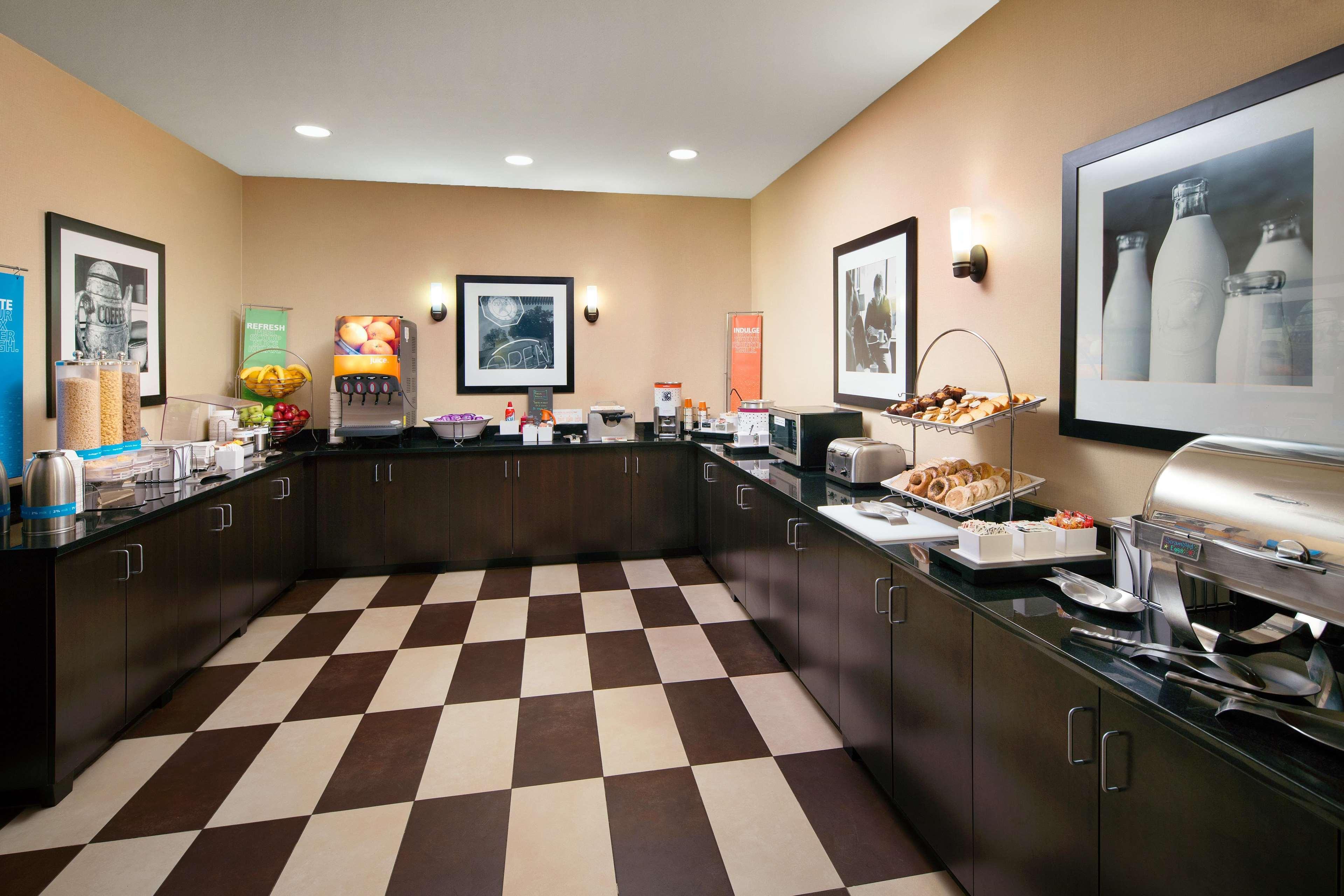 Hampton Inn Loveland Dış mekan fotoğraf